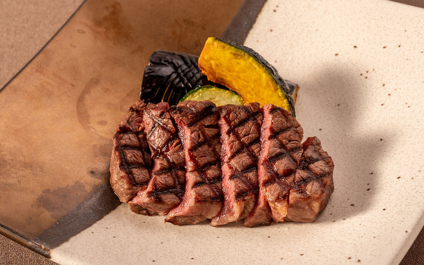 国産牛フィレステーキ(限定2食)